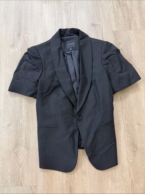 The Limited Black Short-Sleeve Single-Button Blazer